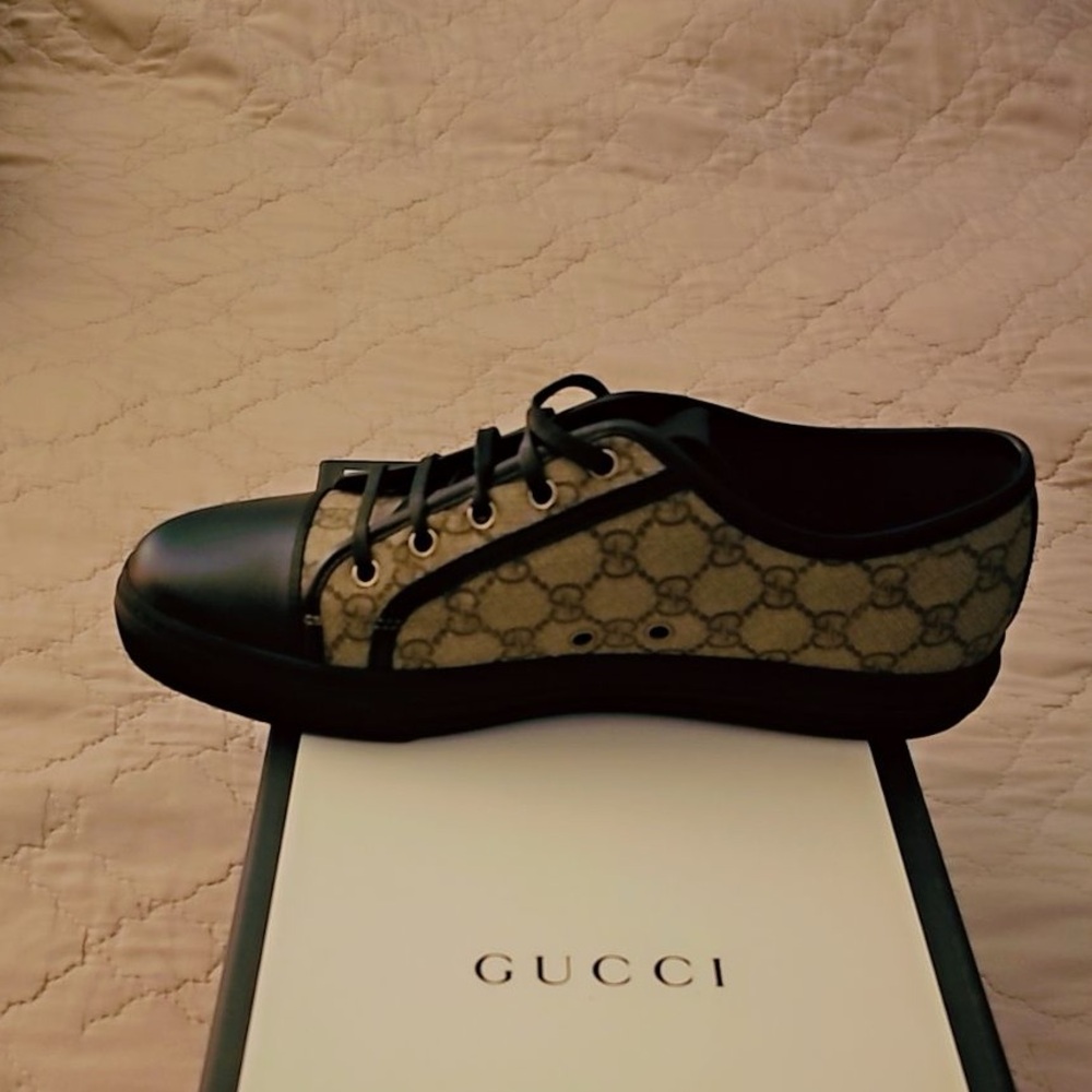 Gucci Sneakers